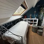 Appartement Ambiance Cosy Avec Jardin Privatif *